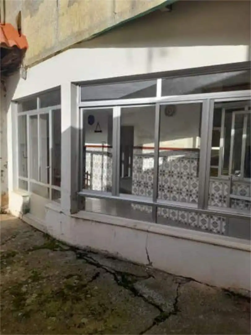 Casa o chalet en venta en Regueras de Arriba Vista exterior de Casa o chalet en venta en Regueras de Arriba con Terraza, Trastero y Amueblado