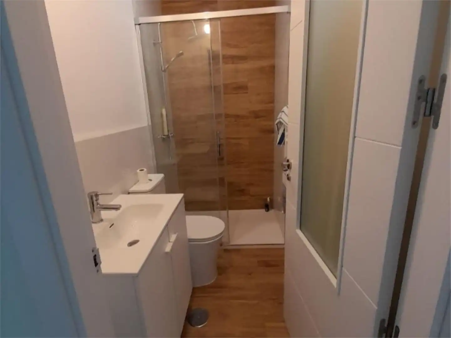 Piso en venta en Calle Primo Gila, 3, El Espinar pueblo Baño de Piso en venta en El Espinar con Aire acondicionado, Calefacción y Jardín privado