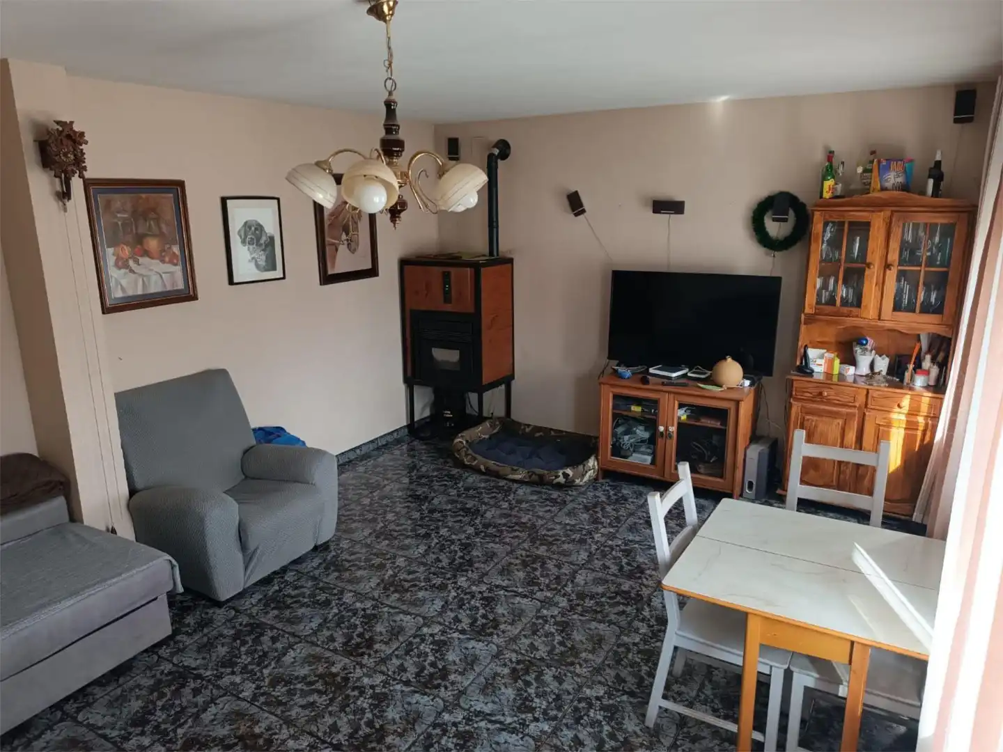 Piso en venta en Calle Primo Gila, 3, El Espinar pueblo Sala de estar de Piso en venta en El Espinar con Aire acondicionado, Calefacción y Jardín privado