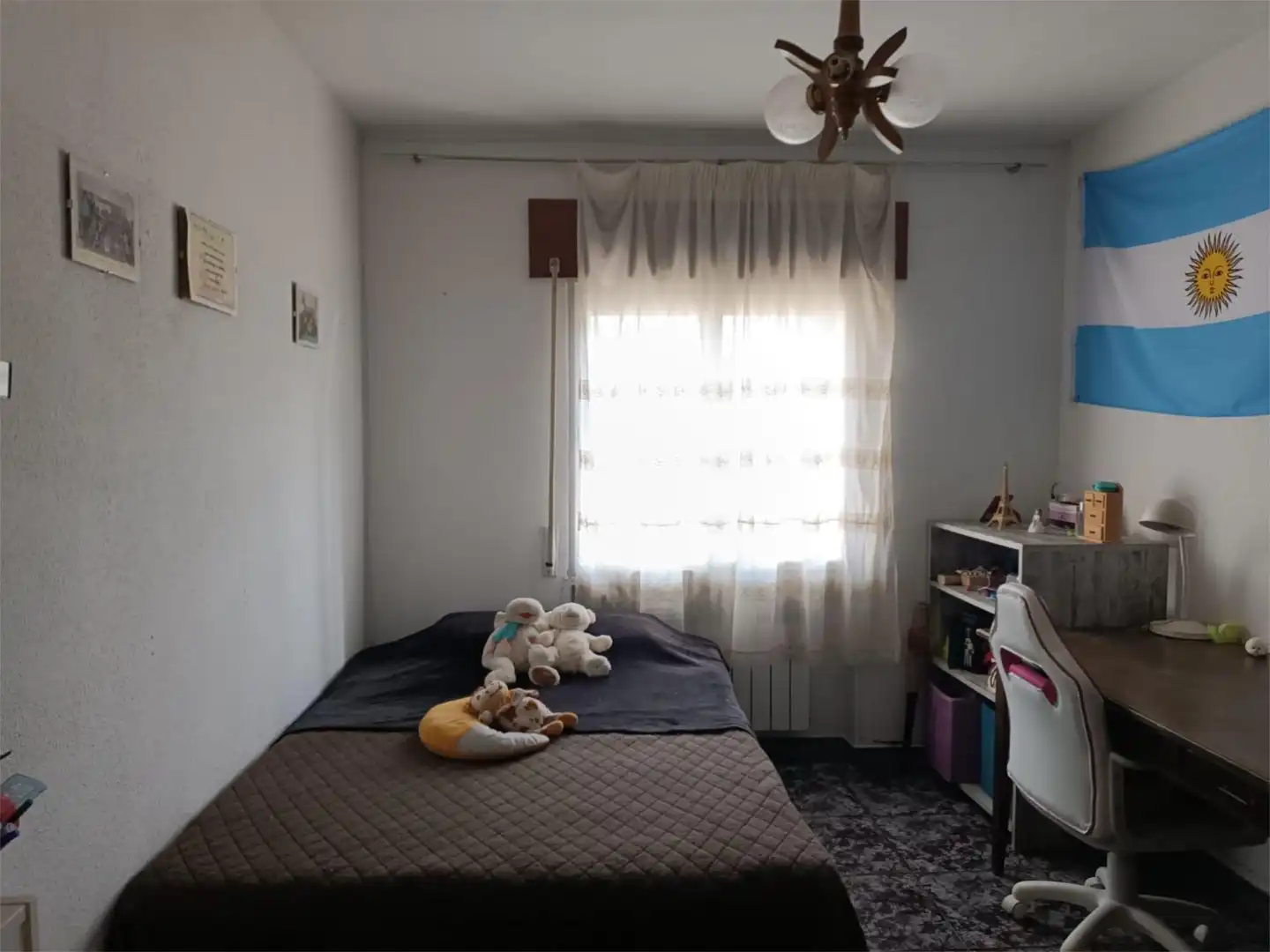 Piso en venta en Calle Primo Gila, 3, El Espinar pueblo Habitación de Piso en venta en El Espinar con Aire acondicionado, Calefacción y Jardín privado