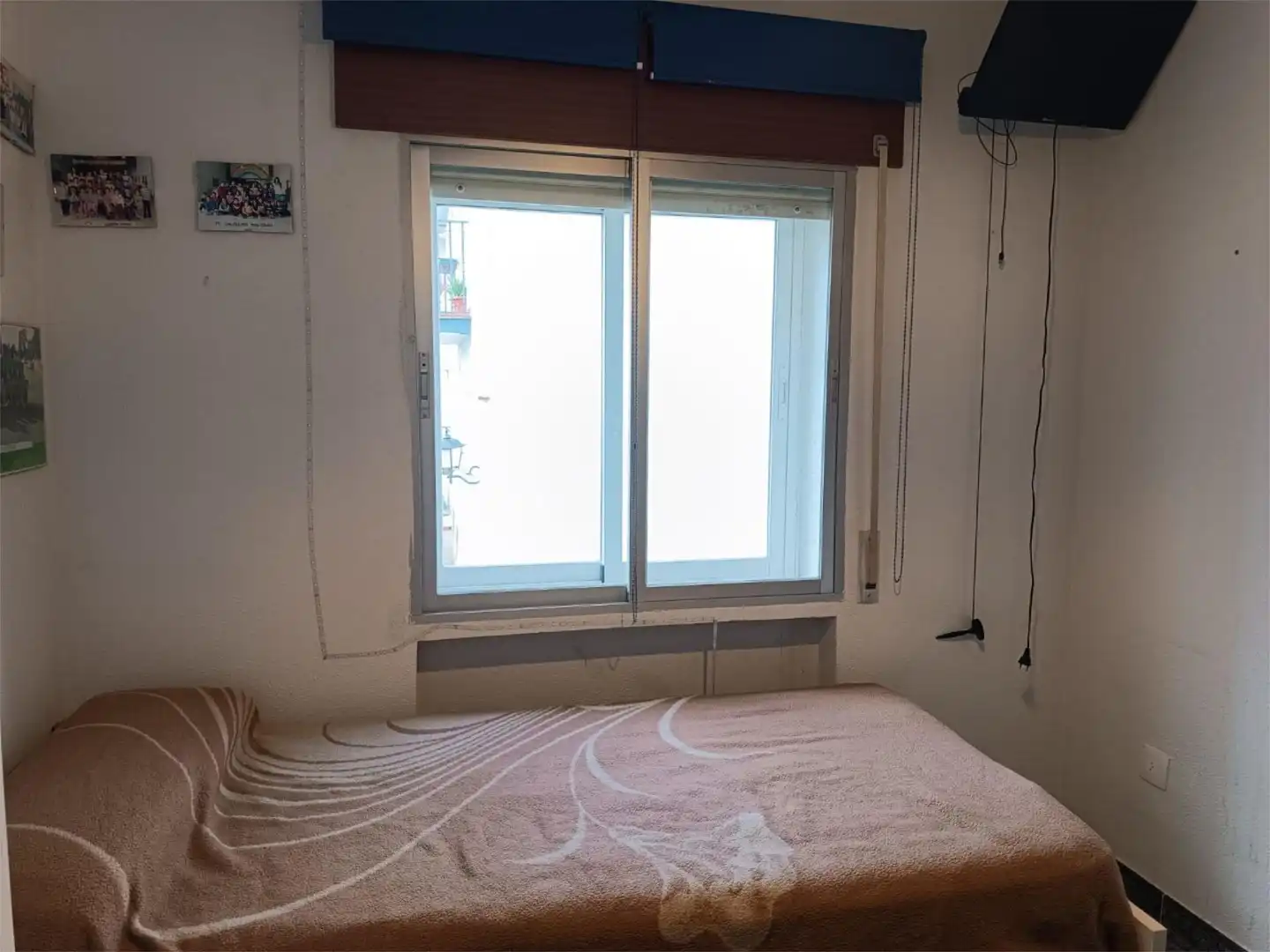 Piso en venta en Calle Primo Gila, 3, El Espinar pueblo Habitación de Piso en venta en El Espinar con Aire acondicionado, Calefacción y Jardín privado