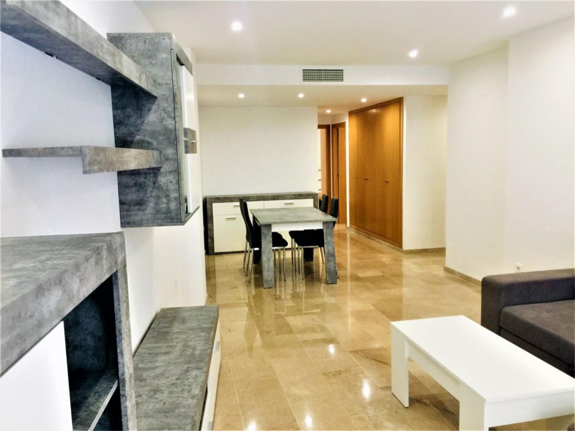 Sala d'estar de Pis de lloguer en Ador amb Terrassa i Moblat