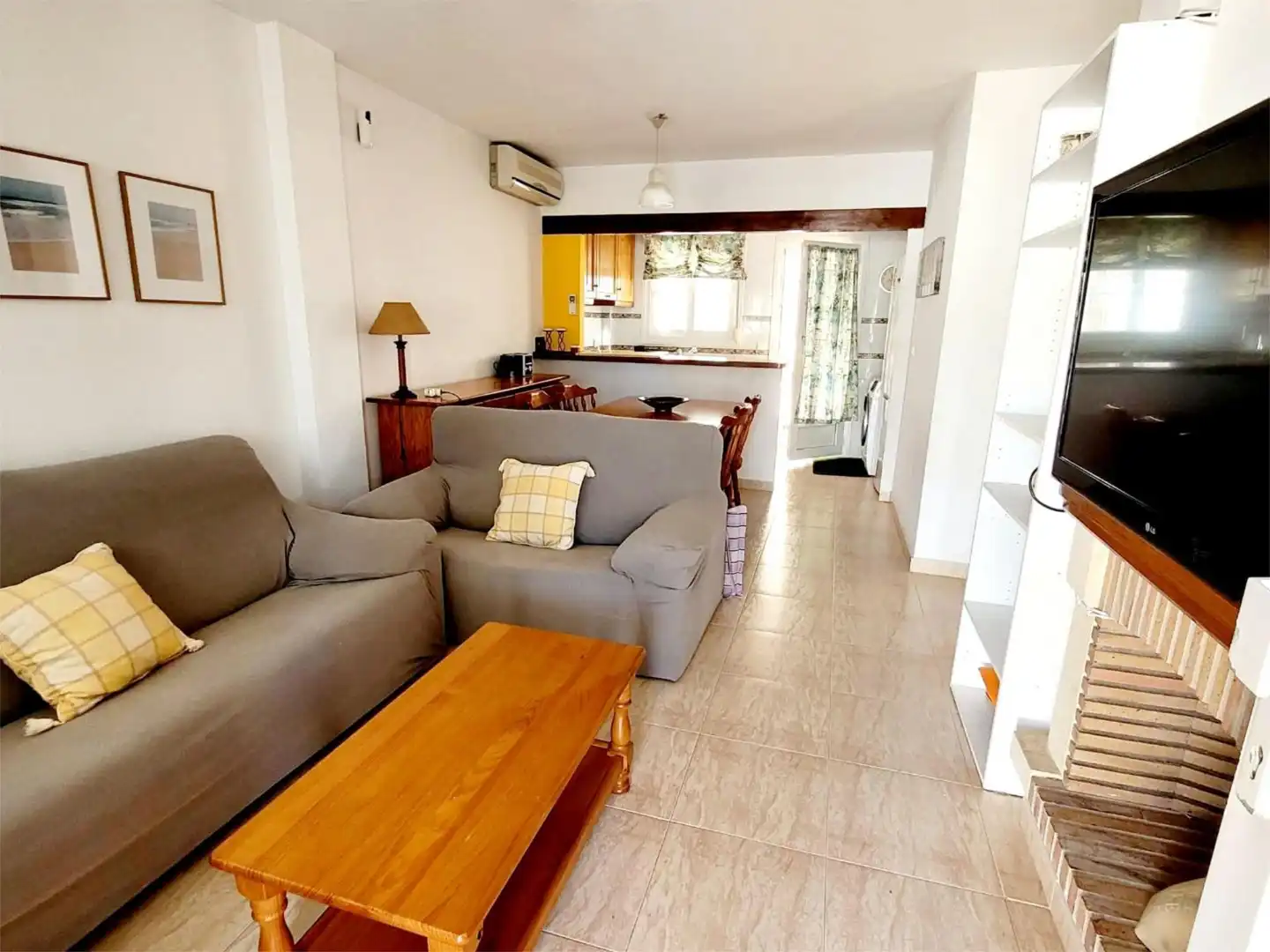 Casa o chalet de alquiler en Avenida del Boticari, 2, El Verger Sala de estar de Casa o chalet de alquiler en El Verger con Aire acondicionado, Jardín privado y Terraza