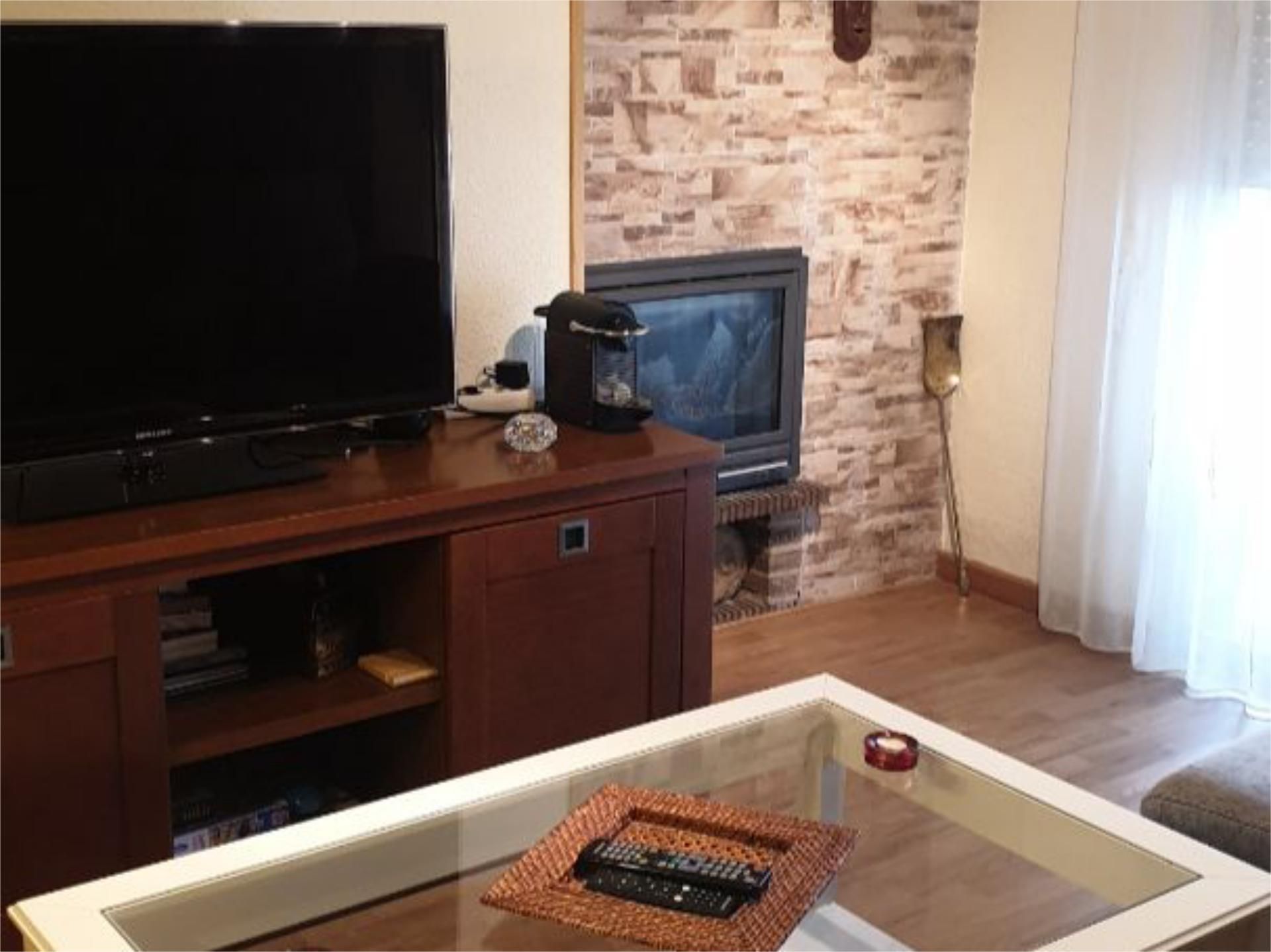 Flat for sale in Calle Monteleón, 5, Guadarrama Living room of Flat for sale in Guadarrama with Heating, Parquet flooring and Terrace