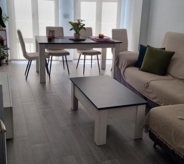 Piso en venta en Carrer Santa Rita, 2, Torrellano, Elche / Elx - imagen 1 Foto 1 de Piso en venta en Carrer Santa Rita, 2, Torrellano, Elche / Elx