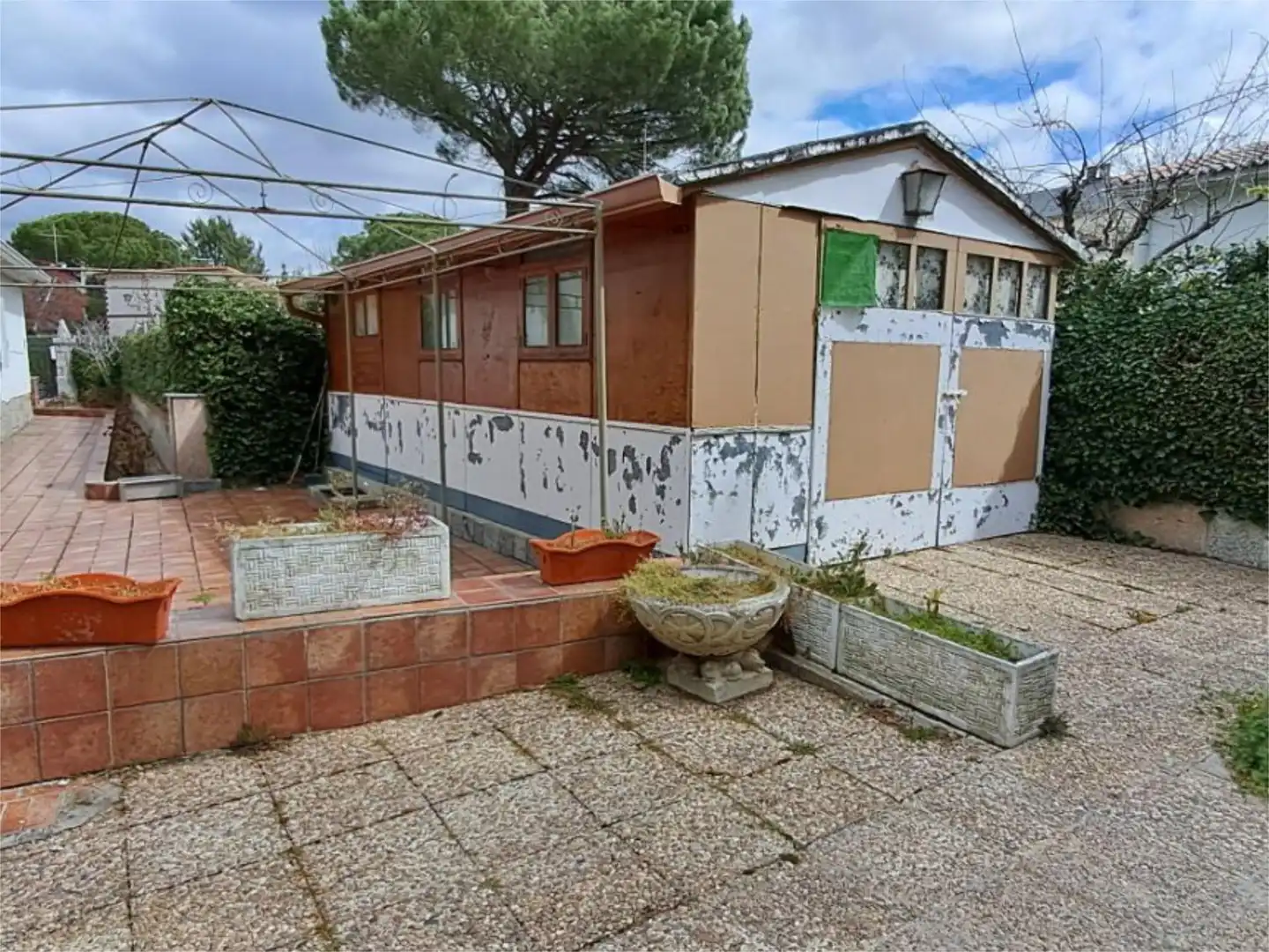 Pis en venda a Avenida de Avila, 186, Maello Vista exterior de Pis en venda en Maello amb Calefacció, Jardí privat i Terrassa