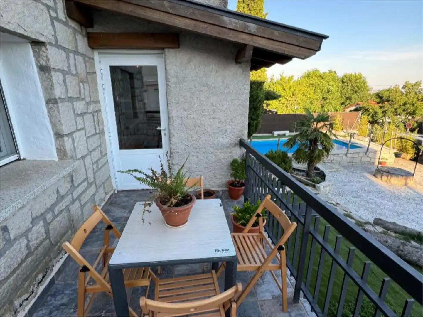 Apartamento de alquiler en Calle de las Amapolas, 5, La Cabrera Jardín de Apartamento de alquiler en La Cabrera con Terraza