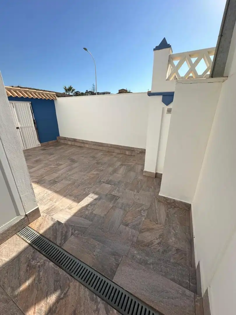 Einfamilien-Reihenhaus zum Verkauf in Calle Venus, 8z, San Juan de los Terreros Terrasse von Einfamilien-Reihenhaus zum Verkauf in Pulpí mit Klimaanlage, Terrasse und Balkon