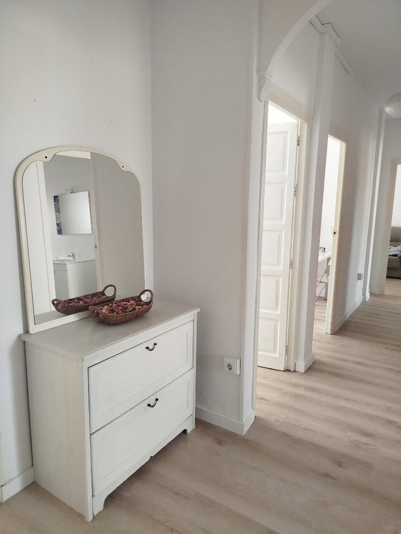 Piso de alquiler en Porvenir, El Porvenir Piso de alquiler en Sevilla Capital con Aire acondicionado, Parquet y Amueblado