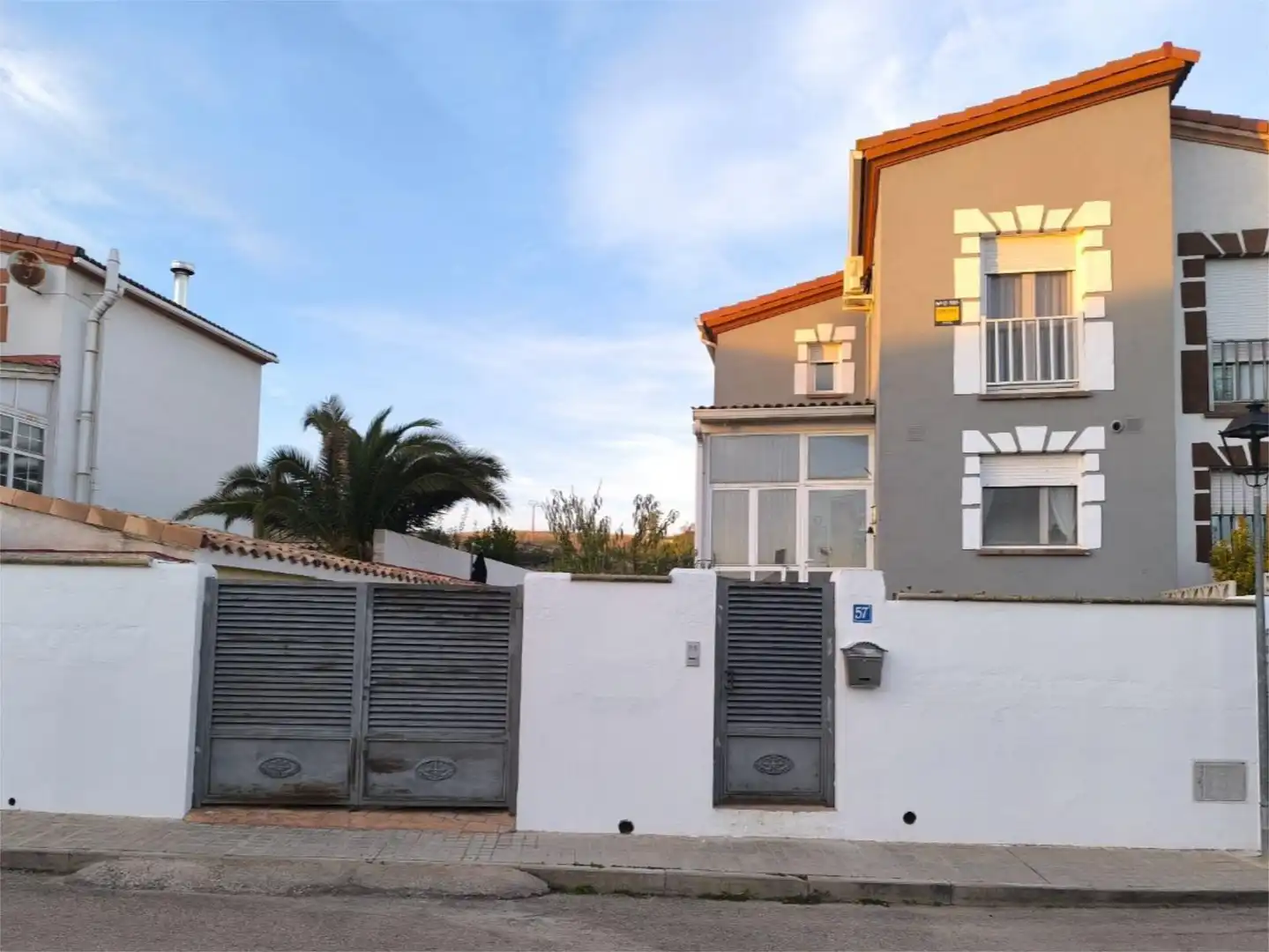 Piso en venta en Calle Los Álamos, 57, Tórtola de Henares Vista exterior de Piso en venta en Tórtola de Henares con Aire acondicionado y Balcón