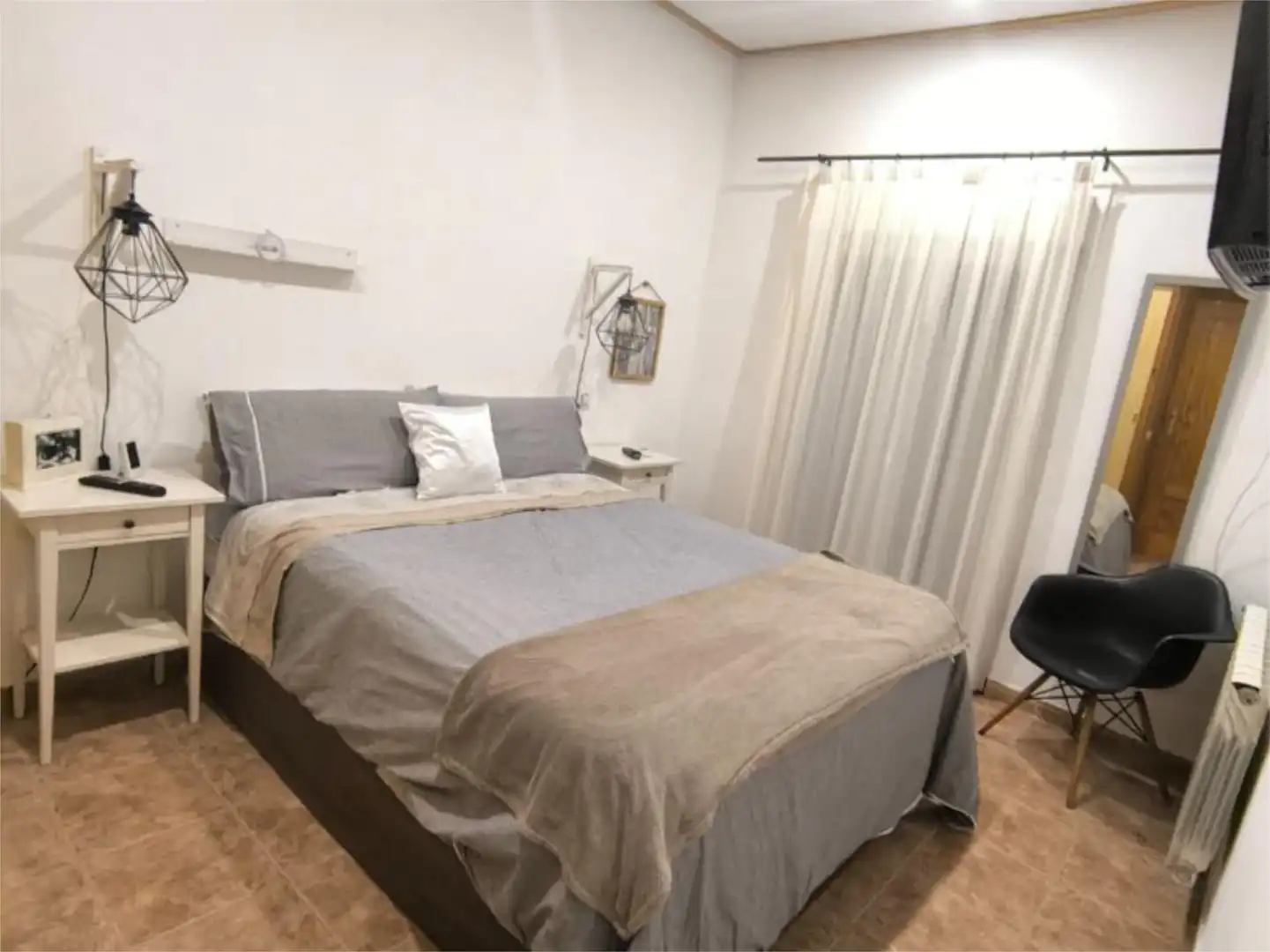 Piso en venta en Calle Los Álamos, 57, Tórtola de Henares Habitación de Piso en venta en Tórtola de Henares con Aire acondicionado y Balcón