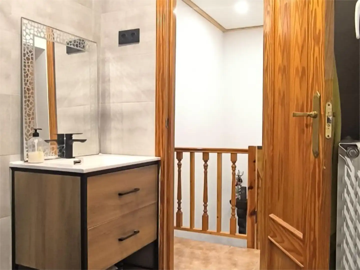 Piso en venta en Calle Los Álamos, 57, Tórtola de Henares Baño de Piso en venta en Tórtola de Henares con Aire acondicionado y Balcón