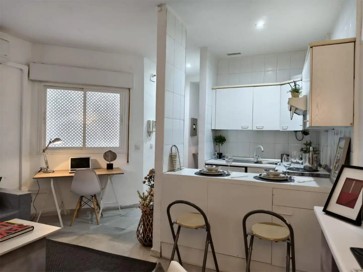 Kitchen of Flat for sale in Sevilla  with Air Conditioner, Heating and Video intercom