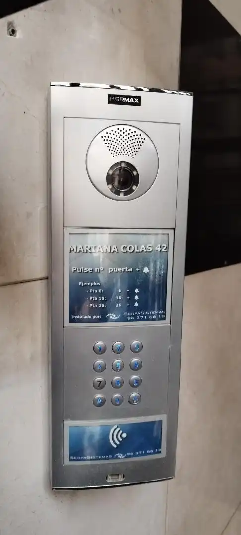 Vista exterior de Trastero en venta en Paterna