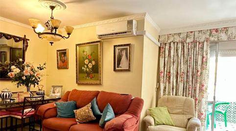 Foto 3 de Pis en venda a Calle Carmen Montes, 10, La Carihuela - Los Nidos, Torremolinos