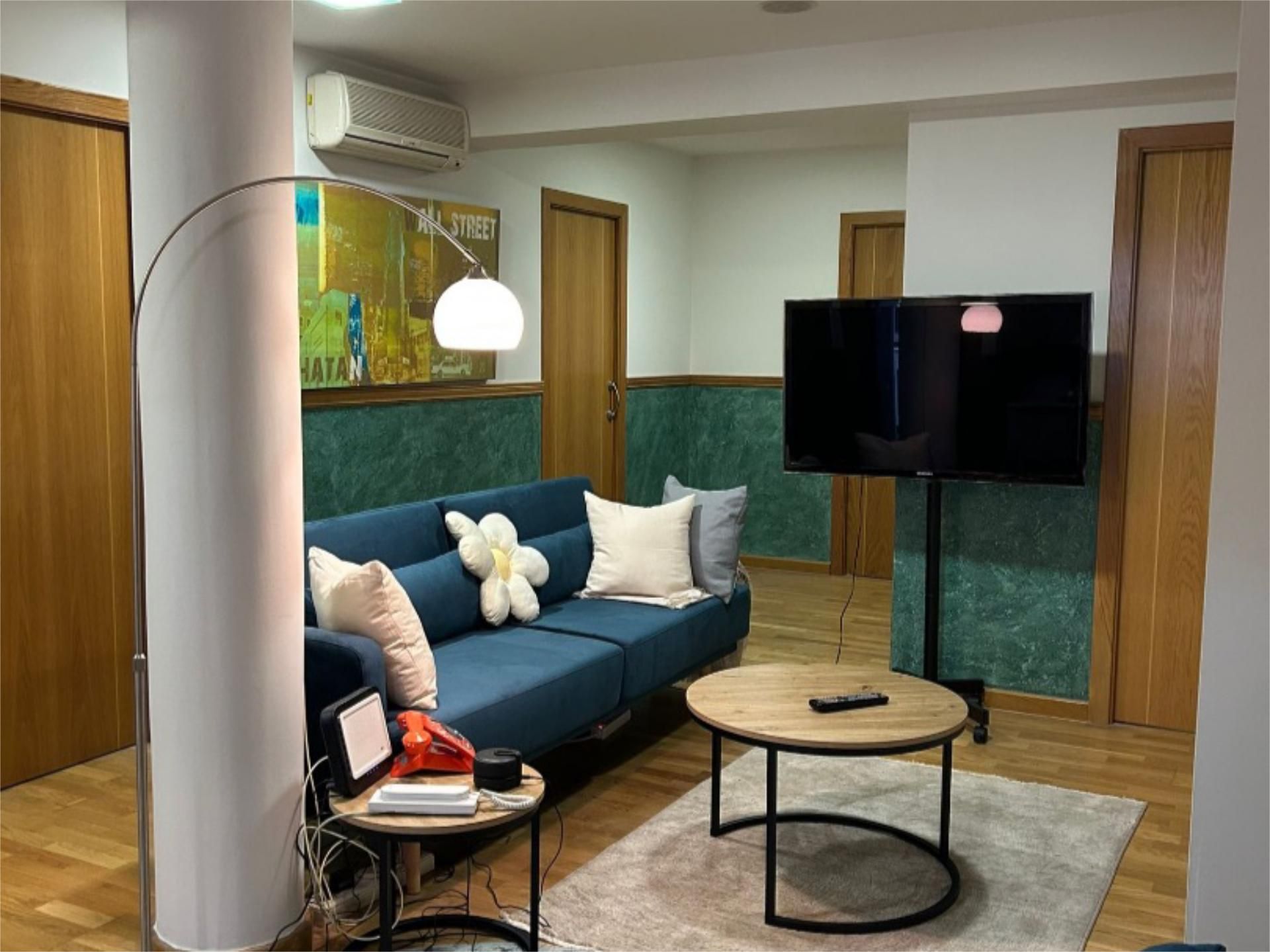 Sala d'estar de Pis en venda en Ourense Capital  amb Aire condicionat i Balcó