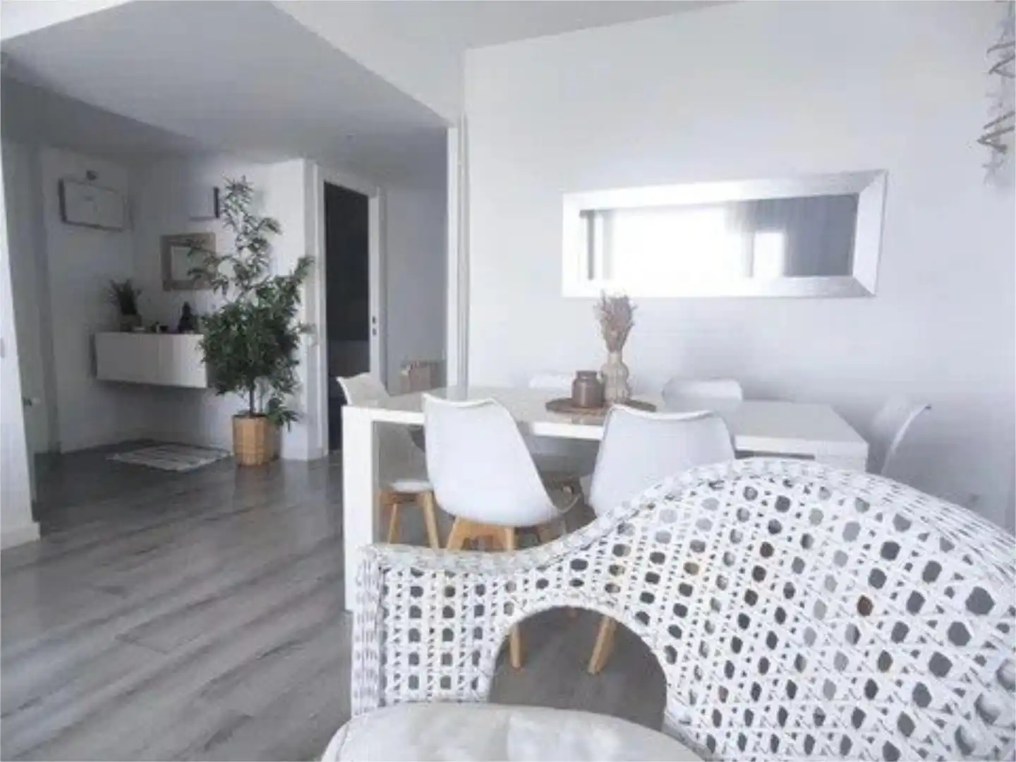 Ático en venta en Carrer D'ignasi Iglesias, 2, Els Pins Comedor de Ático en venta en Blanes con Terraza, Piscina y Balcón