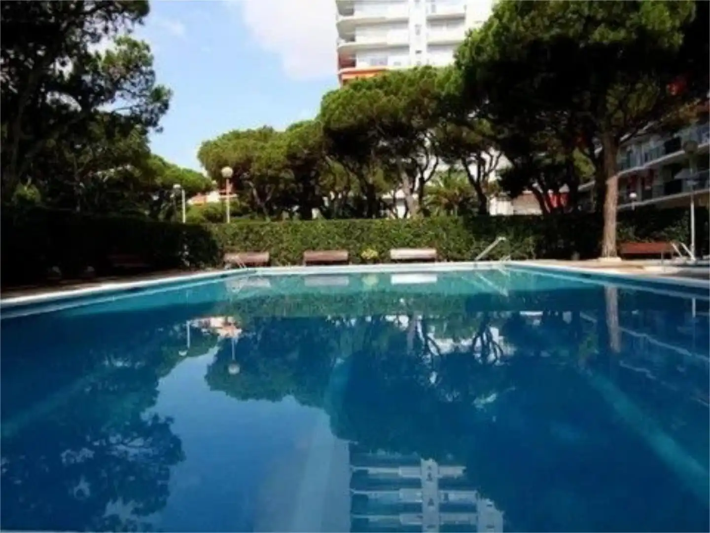 Ático en venta en Carrer D'ignasi Iglesias, 2, Els Pins Piscina de Ático en venta en Blanes con Terraza, Piscina y Balcón