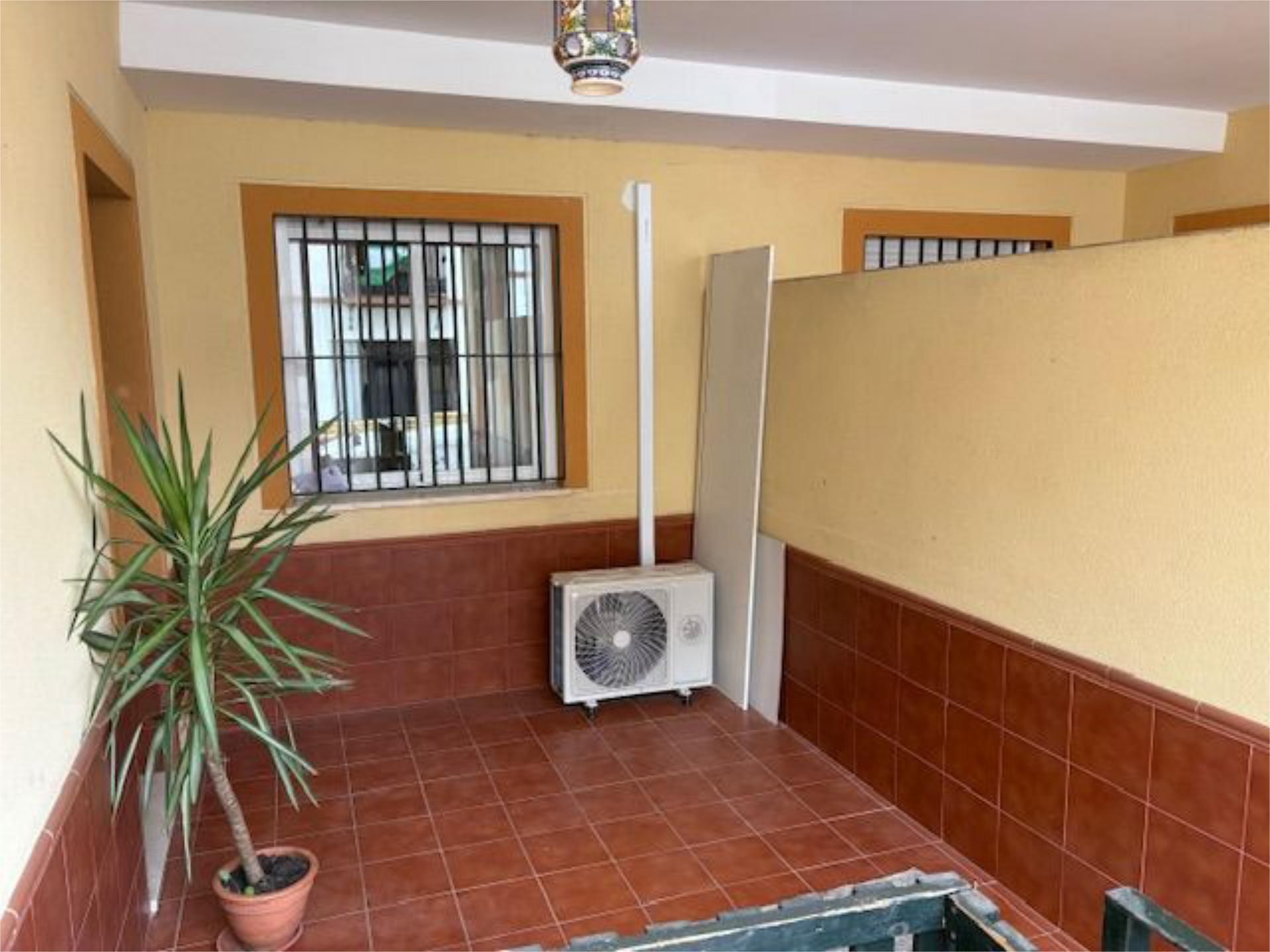 Piso de alquiler en Alcalá de Guadaira con Aire acondicionado, Terraza y Trastero