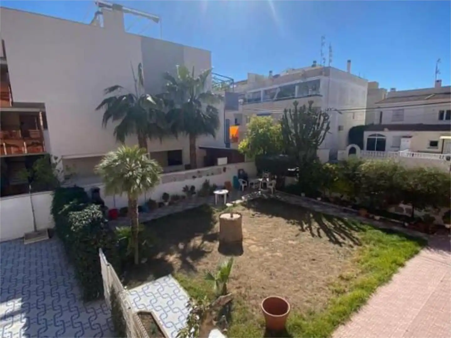 Vista exterior de Apartamento de alquiler en Torrevieja con Aire acondicionado, Terraza y Piscina