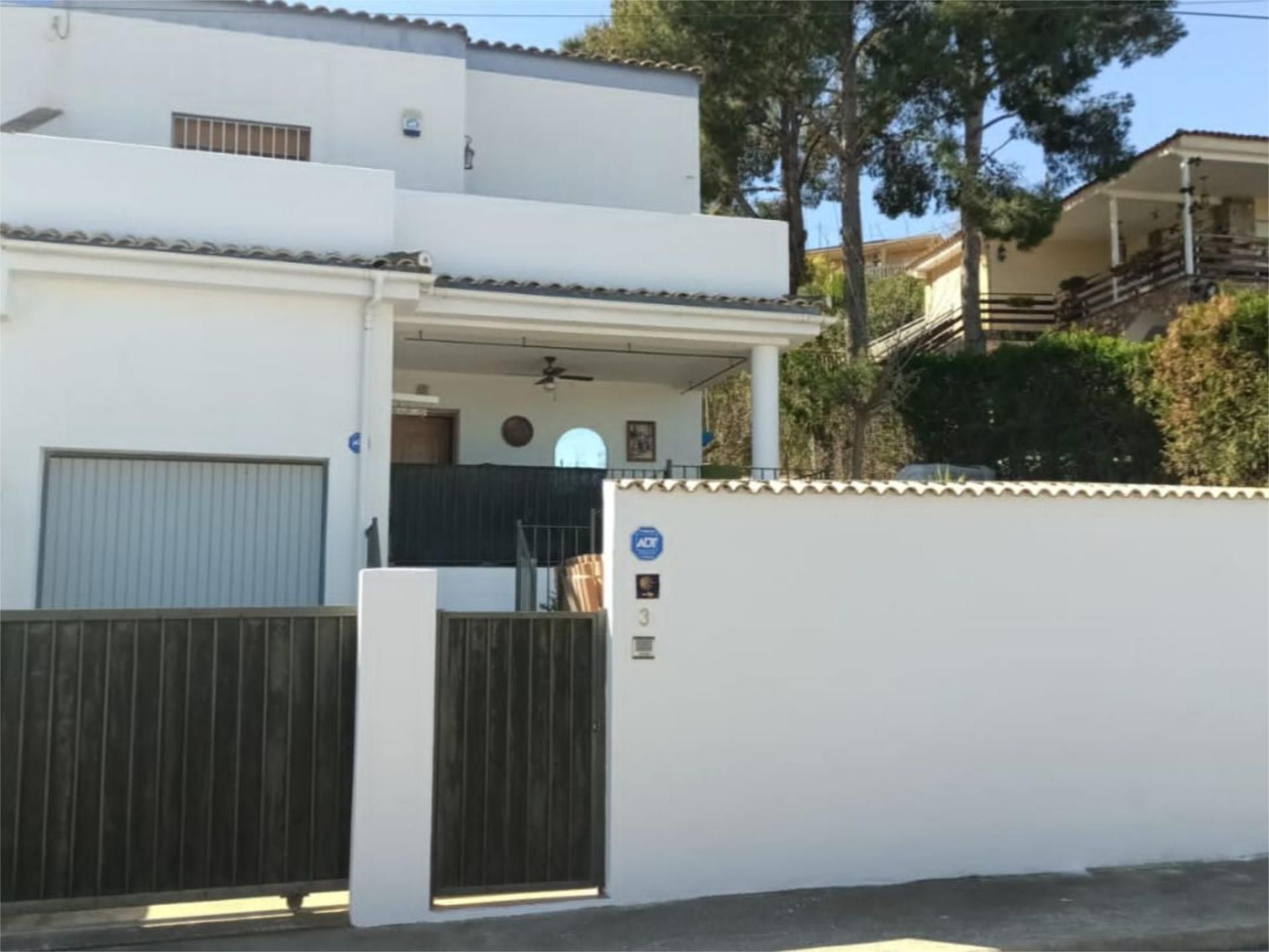 Vista exterior de Casa o chalet en venta en Chiva con Terraza y Balcón