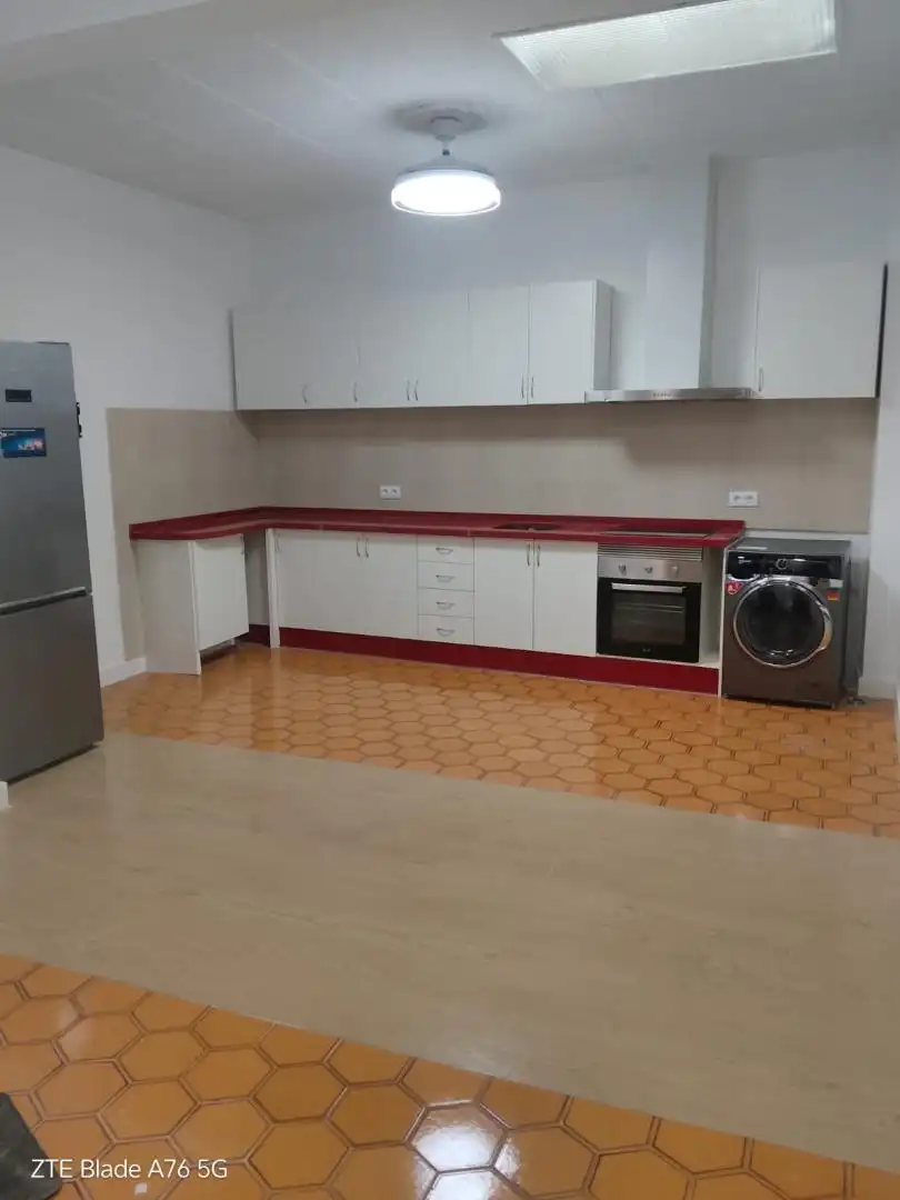 Piso de alquiler en Plaza España, 4, Daimiel Cocina de Piso de alquiler en Daimiel con Balcón