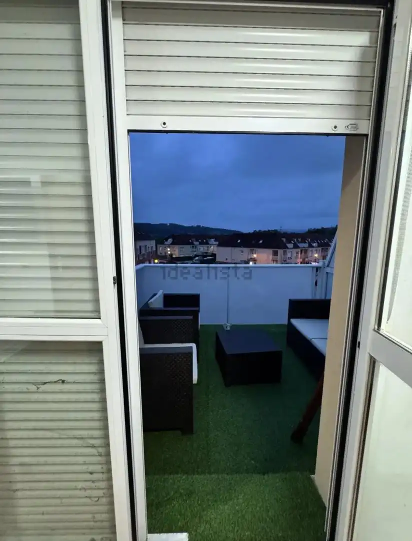 Pis de lloguer a Barrio el Arrabal, 22, Vioño Terrassa de Pis de lloguer en Piélagos amb Calefacció, Jardí privat i Parquet