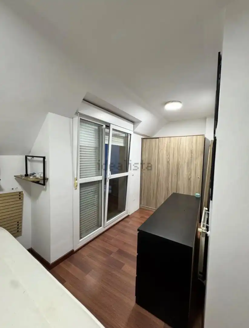 Pis de lloguer a Barrio el Arrabal, 22, Vioño Pis de lloguer en Piélagos amb Calefacció, Jardí privat i Parquet