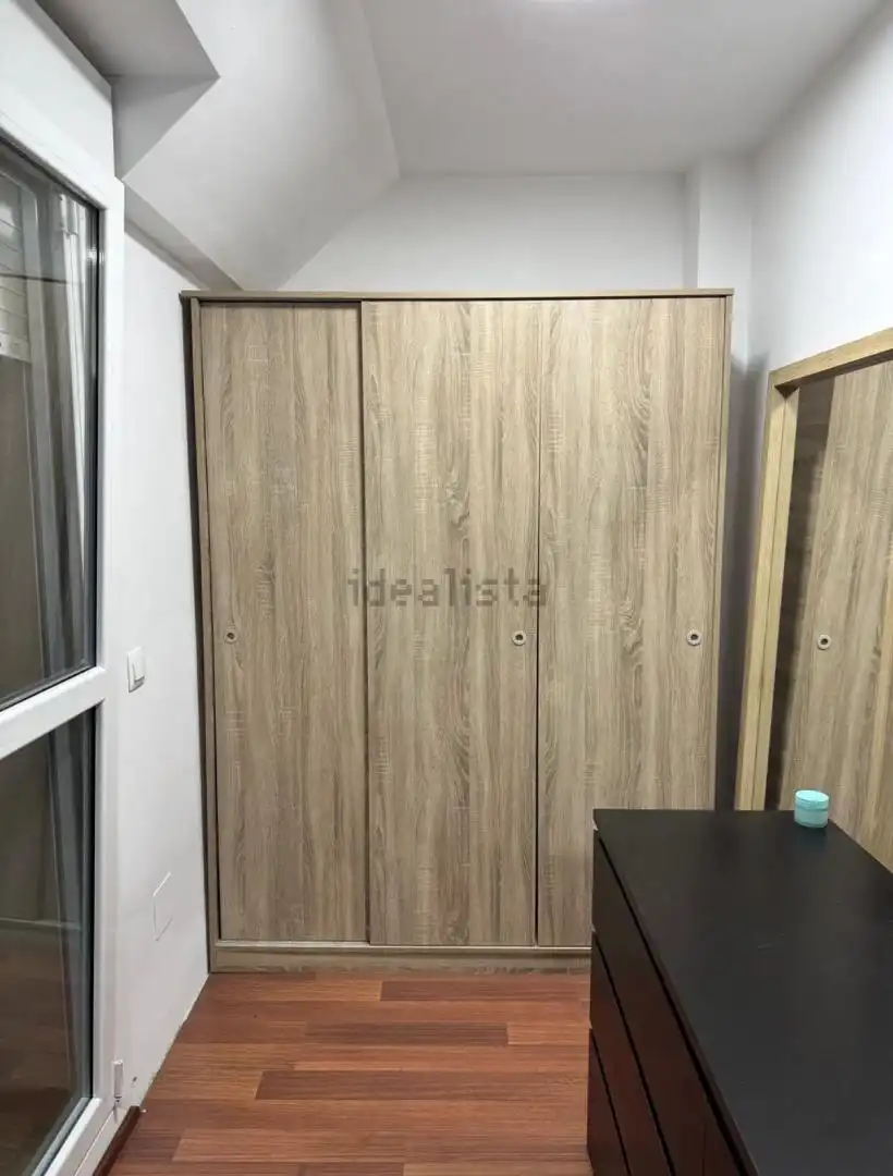 Pis de lloguer a Barrio el Arrabal, 22, Vioño Dormitori de Pis de lloguer en Piélagos amb Calefacció, Jardí privat i Parquet