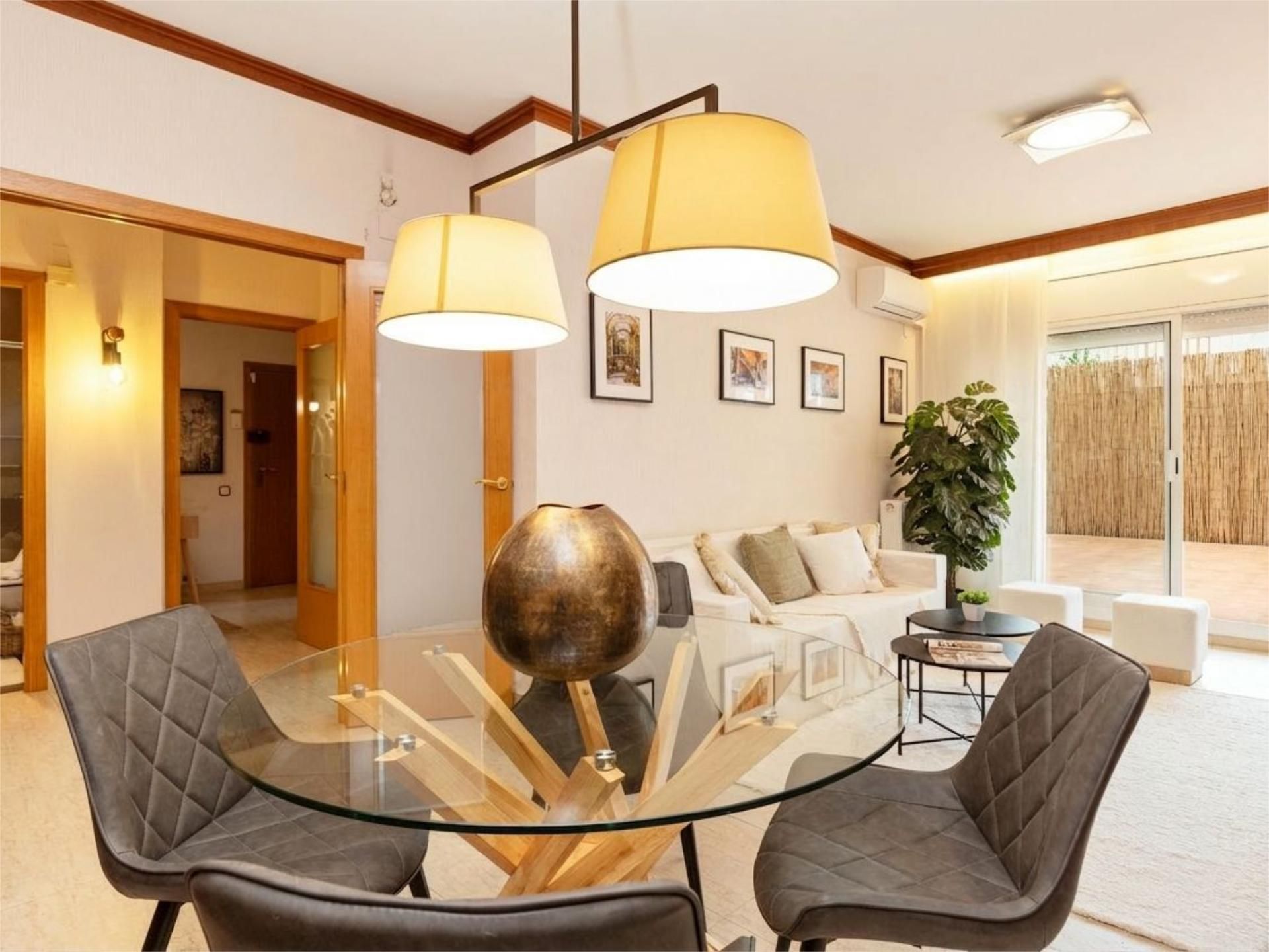 Wohnung zur Miete in Carrer de Galileu, 341, Ca n'Aurell