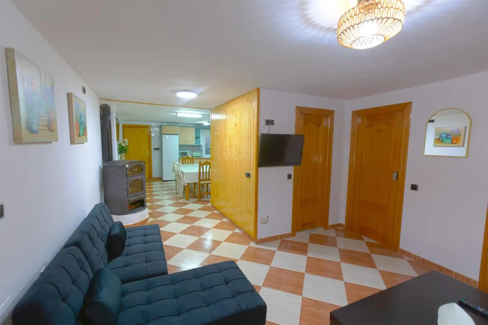 Apartamento en venta en Avenida Cronista Lorenzo Polaino, 12, Cazorla Apartamento en venta en Cazorla con Calefacción, Amueblado y Horno
