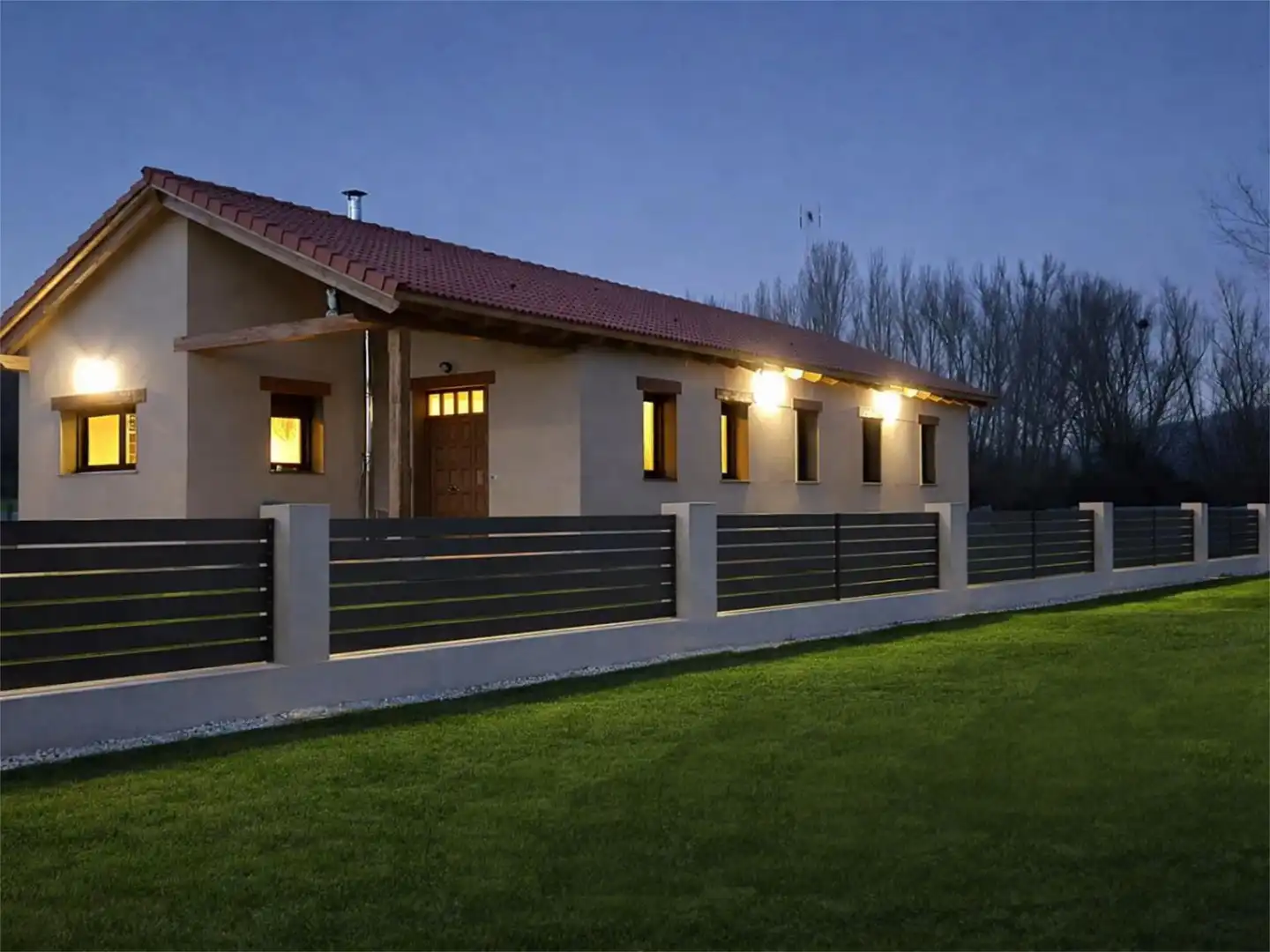 Vista exterior de Piso en venta en Cistierna con Calefacción, Jardín privado y Parquet
