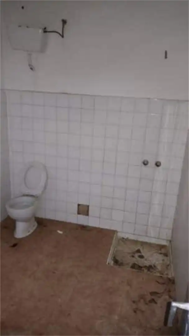 Baño de Nave industrial de alquiler en Balazote