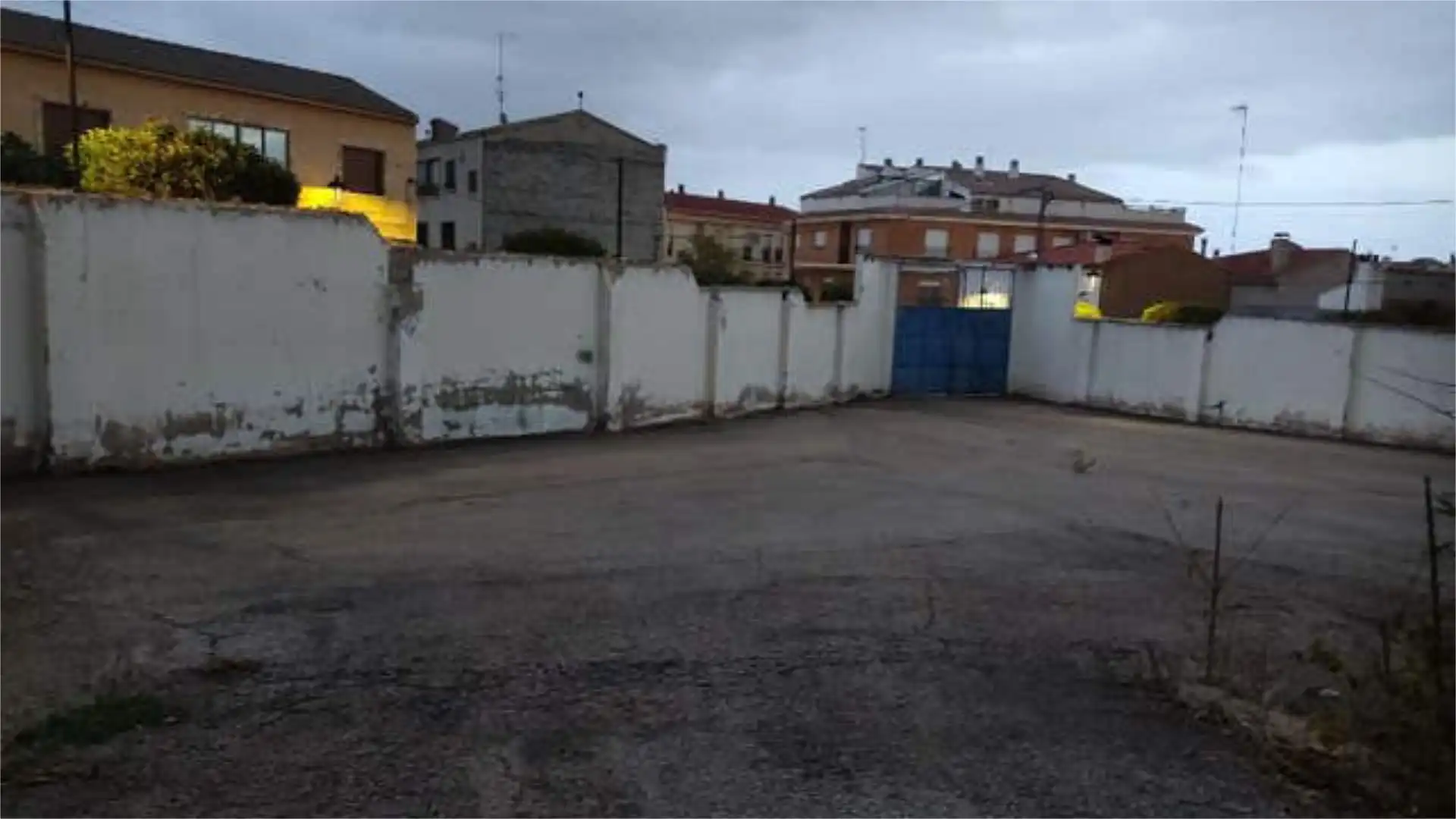 Nave industrial de alquiler en Balazote