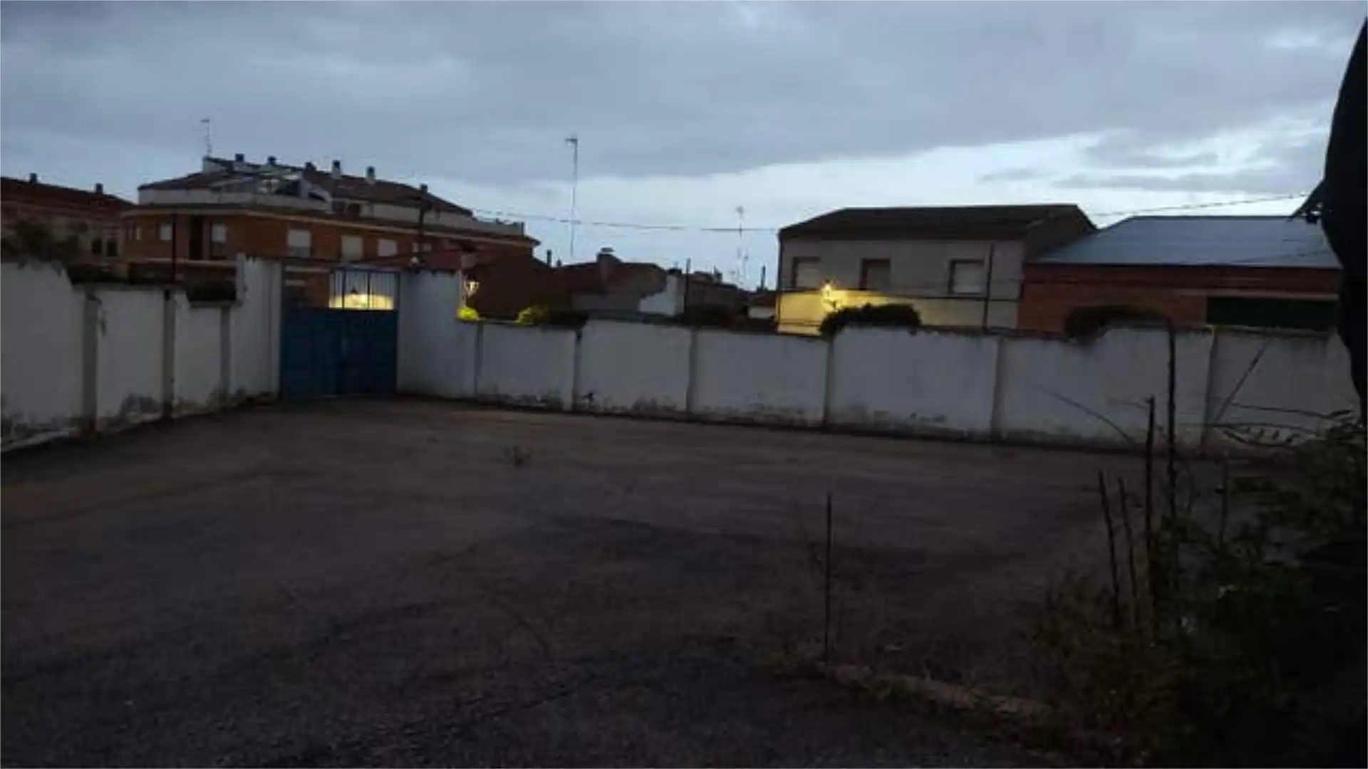 Nave industrial de alquiler en Balazote