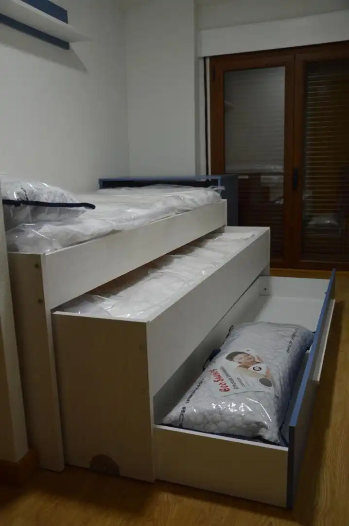 Piso en venta en Plaza Mayor, 4, Olmedo Habitación de Piso en venta en Olmedo