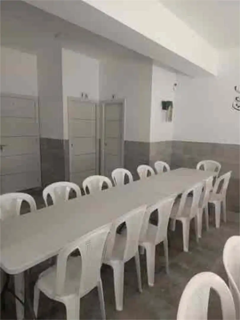 Geschaftsraum zur Miete in Centro - Doña Mercedes Geschaftsraum zur Miete in Dos Hermanas mit Klimaanlage