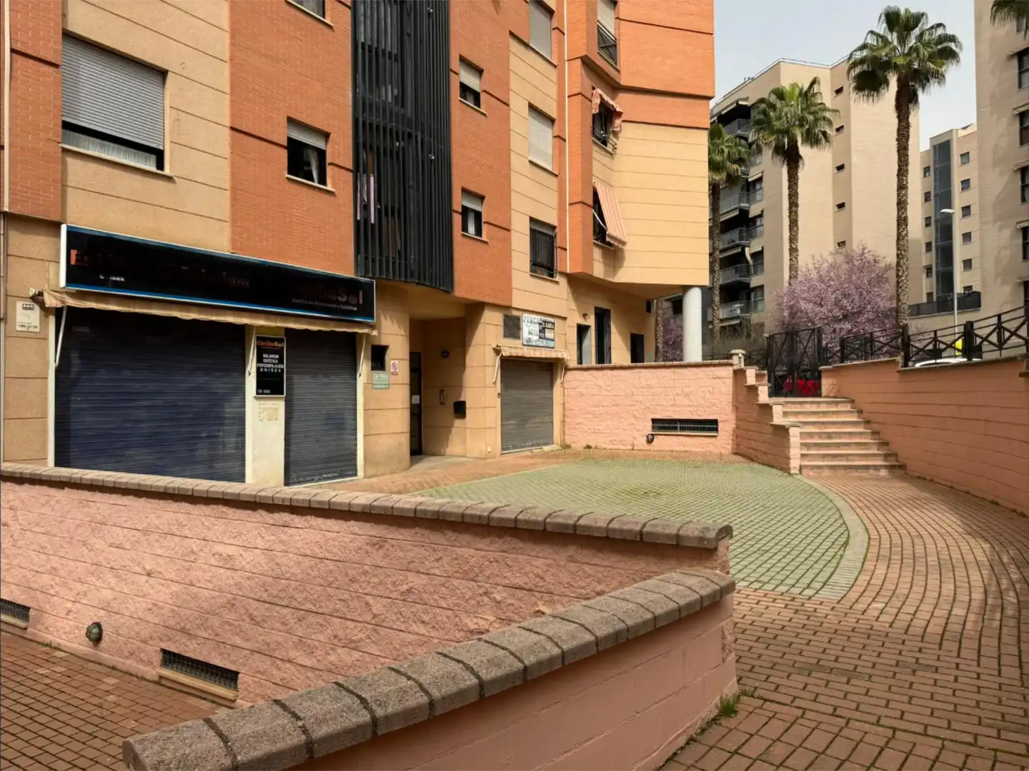 Vista exterior de Loft en venta en Granada con Aire acondicionado, Trastero y Piscina
