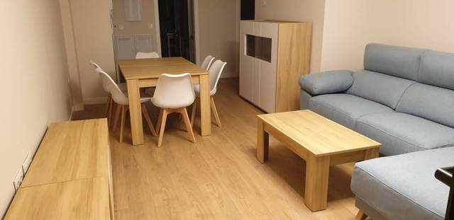 Piso en Venta en Avenida de la Democracia, 2 en San Lorenzo