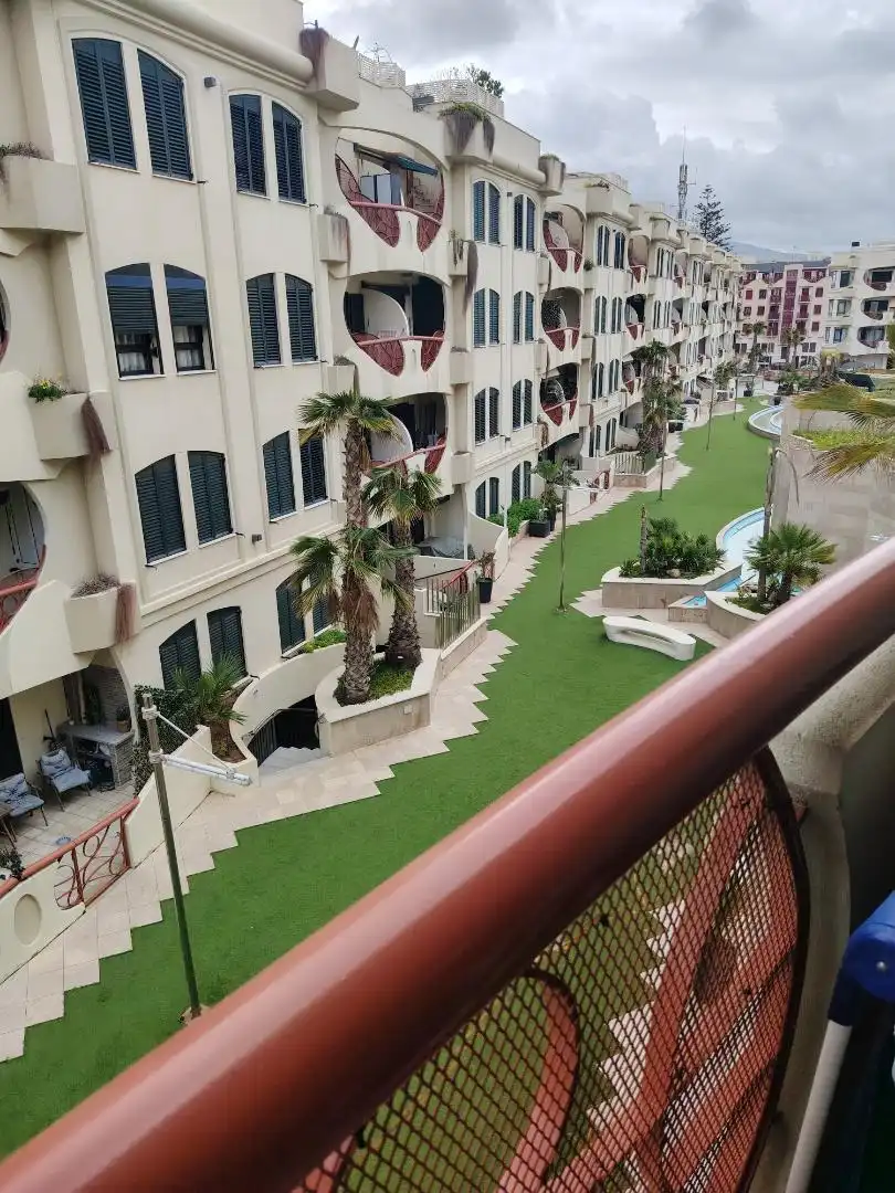 Flat for sale in Avenida de la Democracia, 2, San Lorenzo