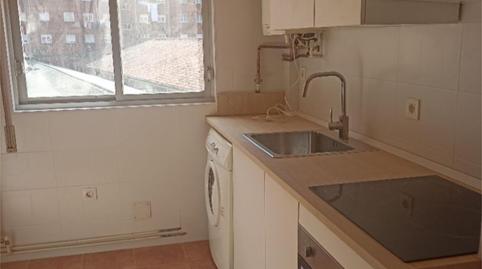 Foto 2 de Apartament de lloguer a Calle de Azorín, 1, Crucero, León Capital