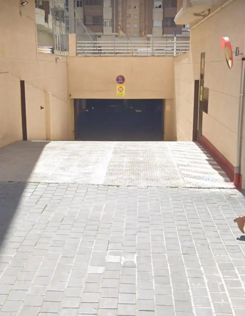 Parking de Garaje en venta en  Jaén Capital
