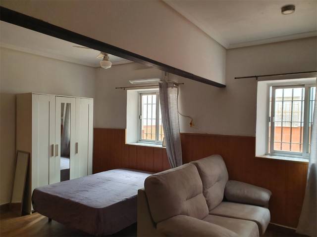 Piso en Venta en Calle Zurraque, 44 en Casco Antiguo