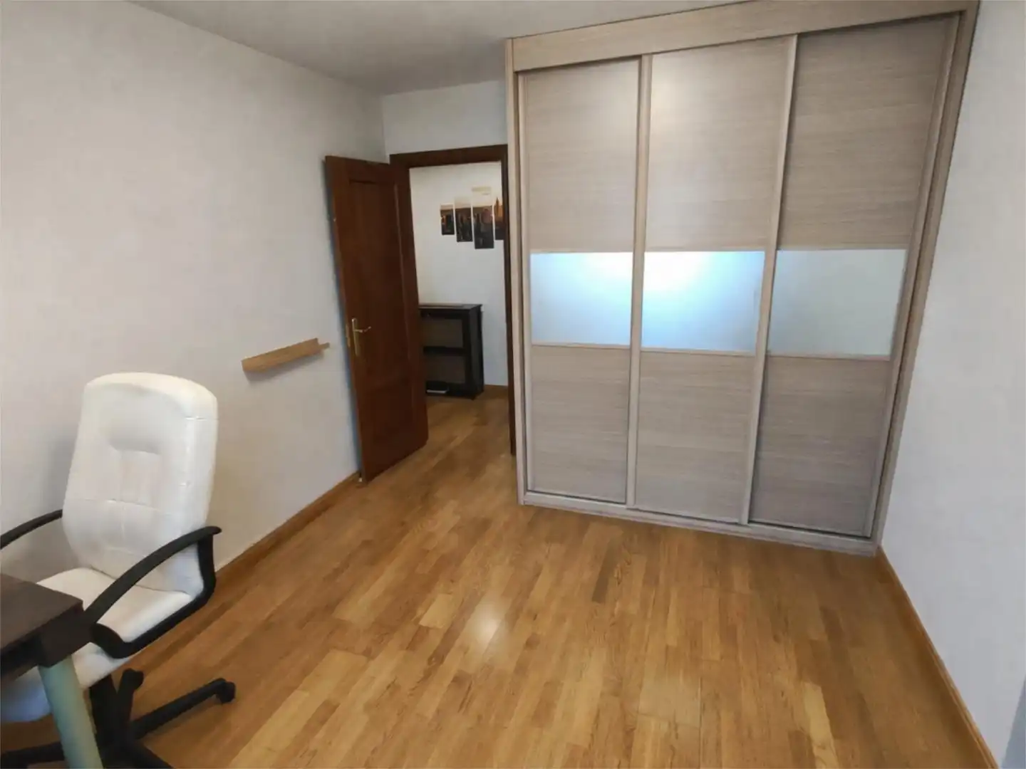 Flat for sale in Calle Casa de Asturias, 29, Villaquilambre Bedroom of Flat for sale in Villaquilambre with Heating, Private garden and Parquet flooring