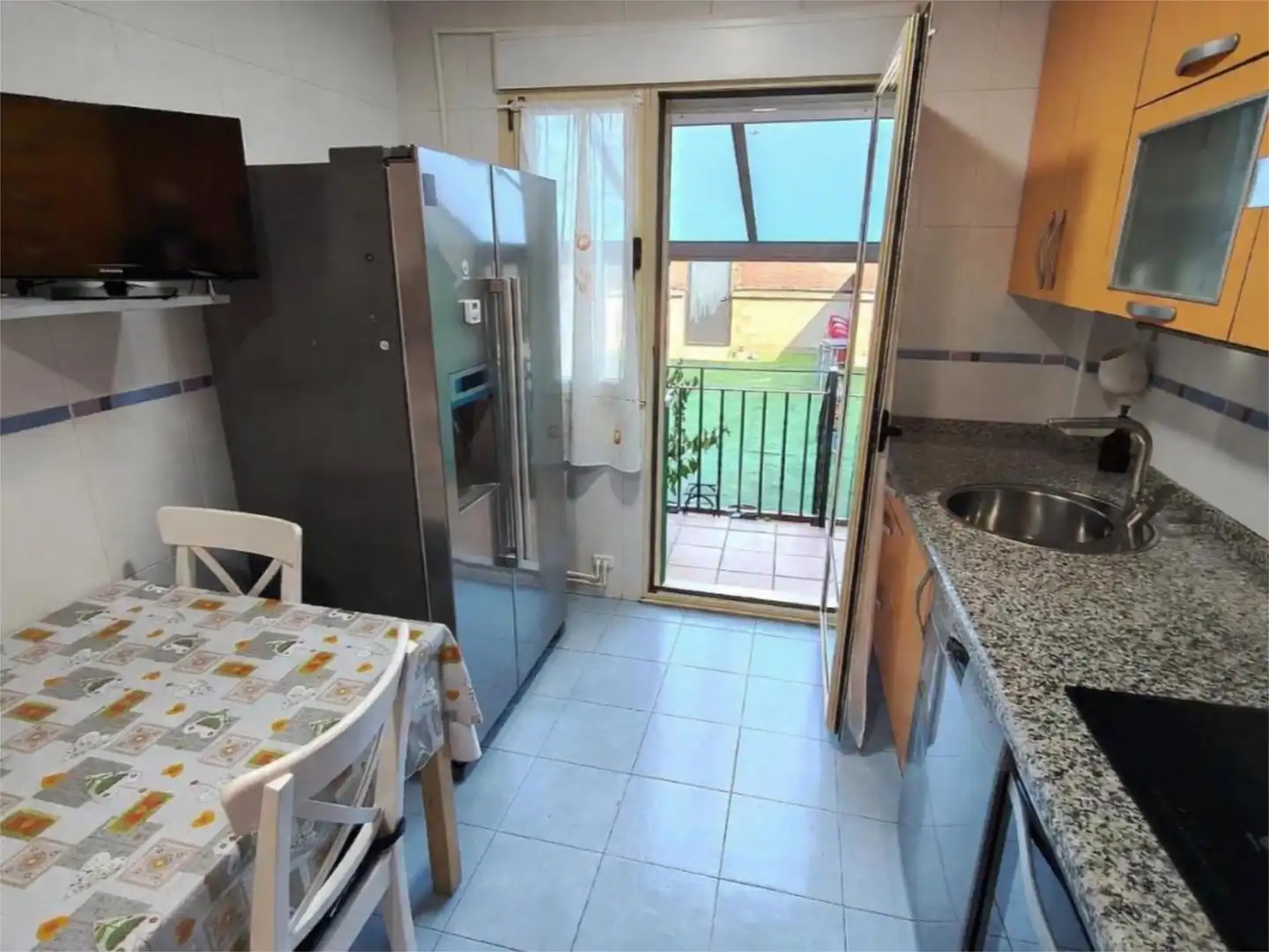 Flat for sale in Calle Casa de Asturias, 29, Villaquilambre Kitchen of Flat for sale in Villaquilambre with Heating, Private garden and Parquet flooring