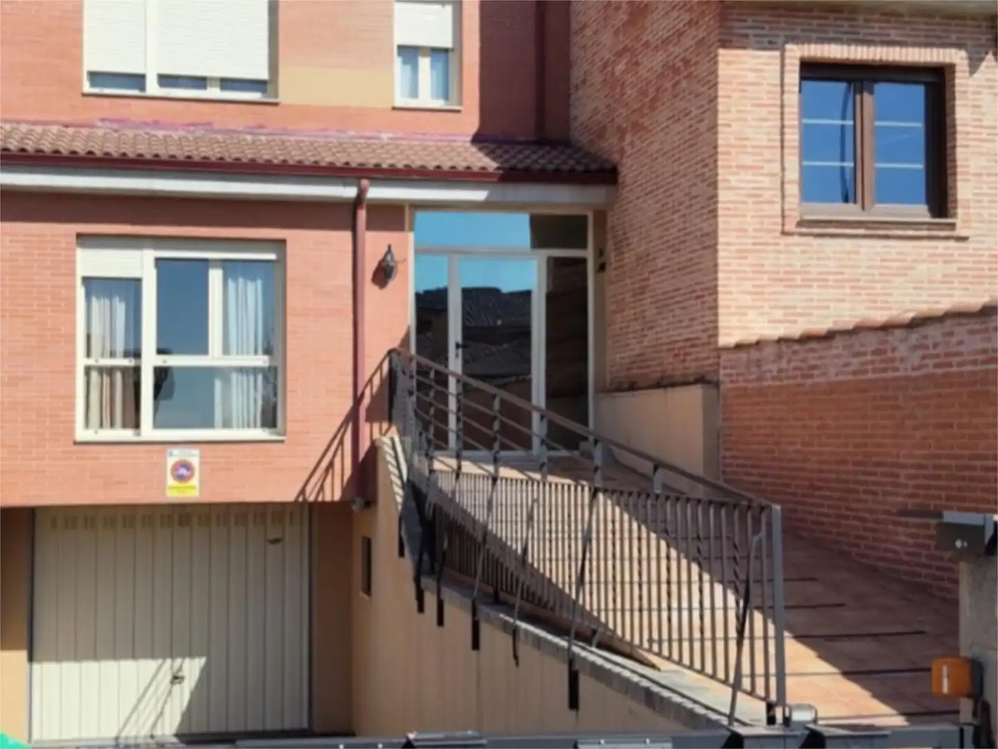 Flat for sale in Calle Casa de Asturias, 29, Villaquilambre Exterior view of Flat for sale in Villaquilambre with Heating, Private garden and Parquet flooring
