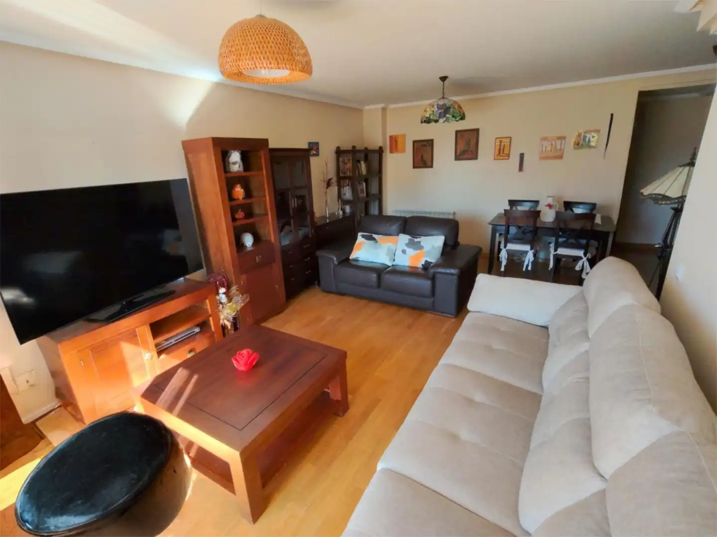 Flat for sale in Calle Casa de Asturias, 29, Villaquilambre Living room of Flat for sale in Villaquilambre with Heating, Private garden and Parquet flooring