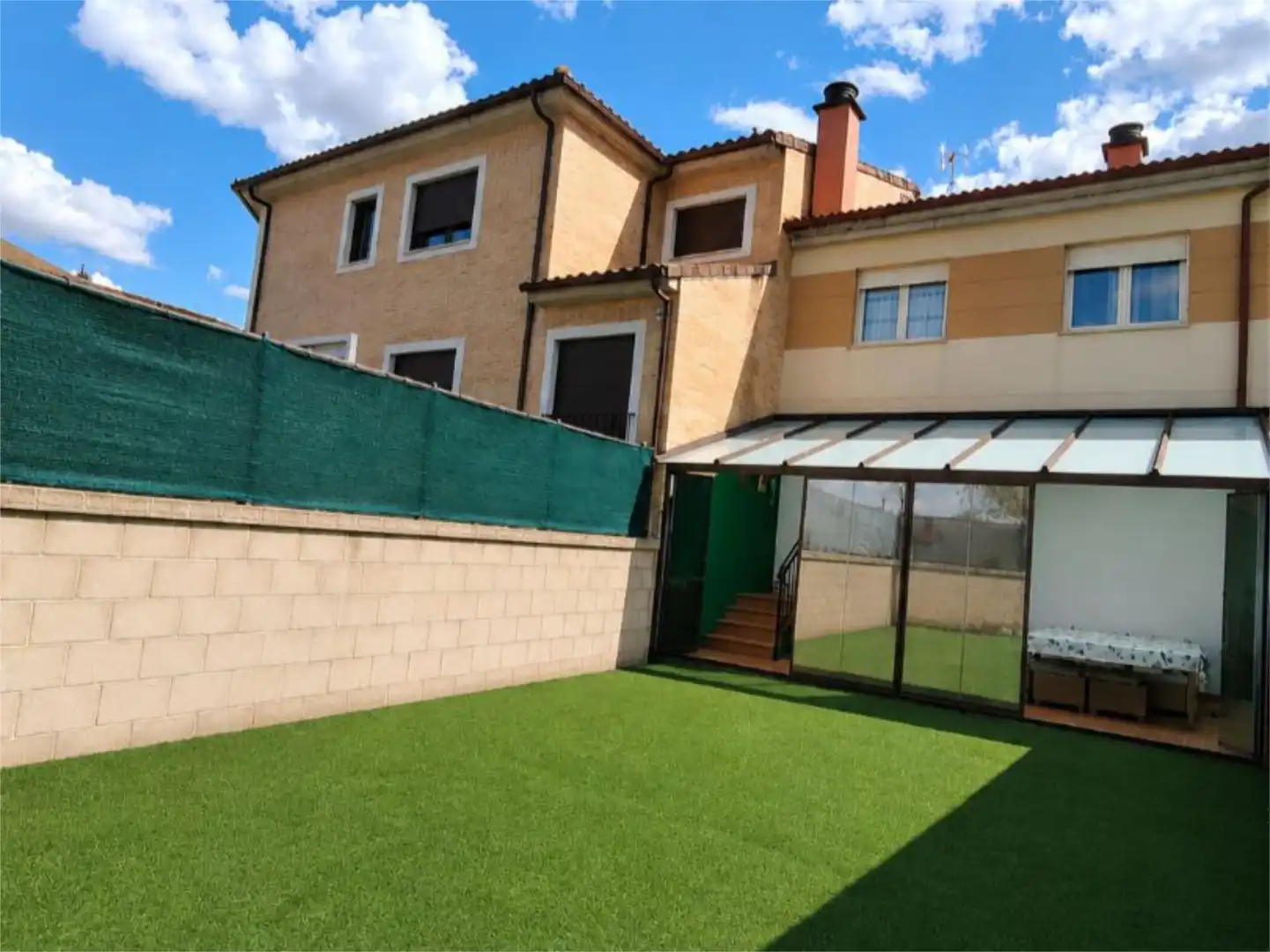 Flat for sale in Calle Casa de Asturias, 29, Villaquilambre Exterior view of Flat for sale in Villaquilambre with Heating, Private garden and Parquet flooring