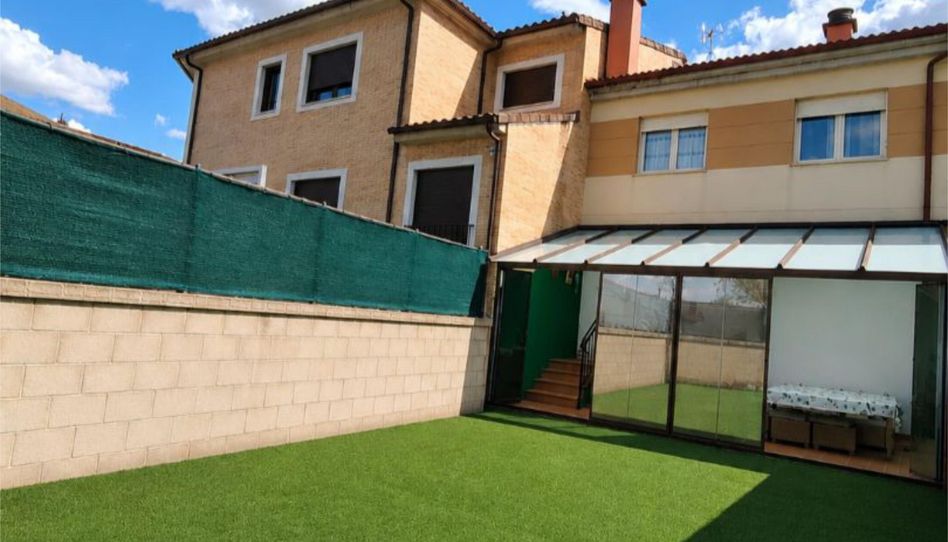 Flat for sale in Calle Casa de Asturias, 29, Villaquilambre, León - image 1 Photo 1 of Flat for sale in Calle Casa de Asturias, 29, Villaquilambre, León
