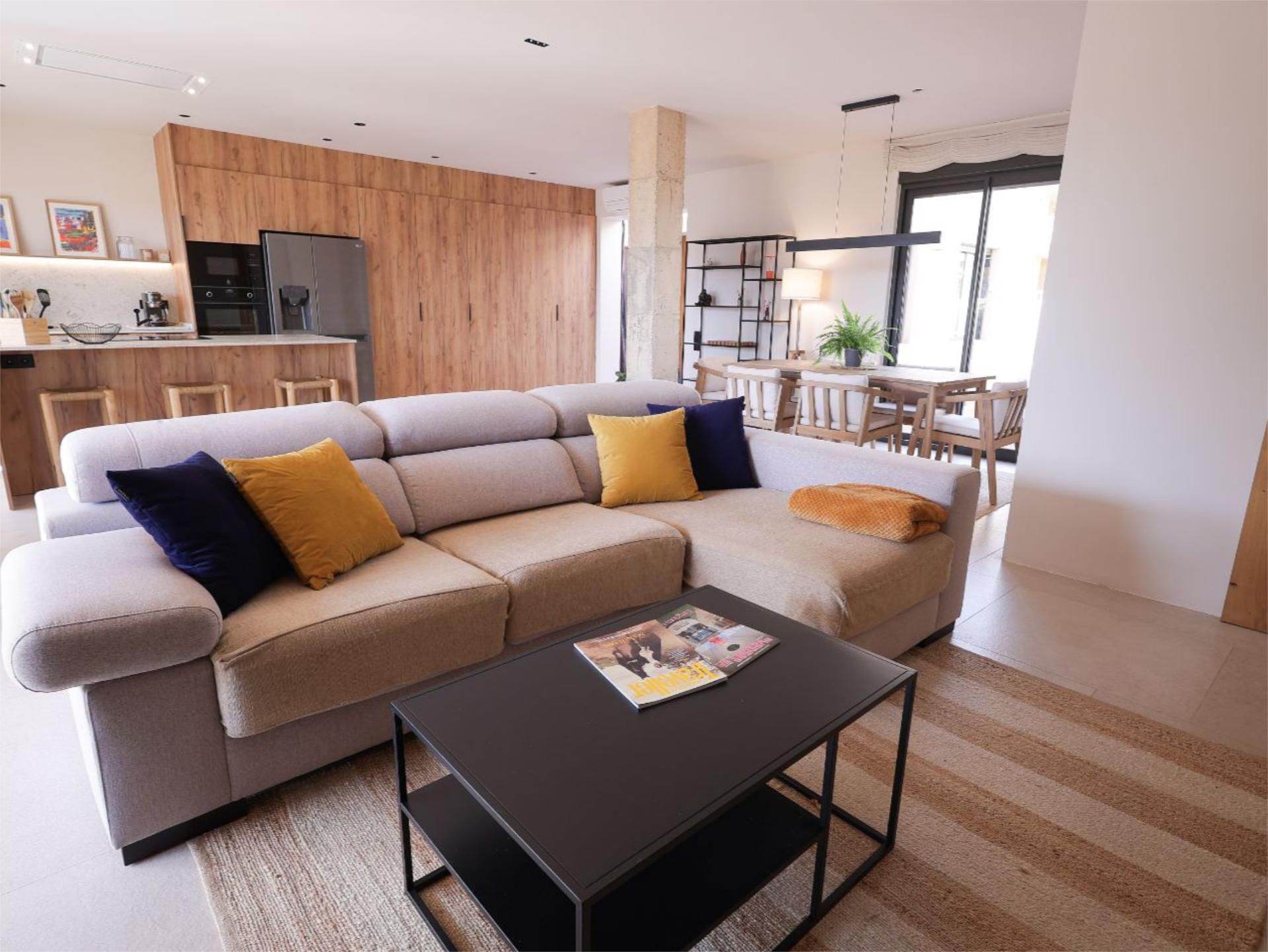 Sala d'estar de Casa o xalet de lloguer en Sueca amb Aire condicionat, Calefacció i Jardí privat